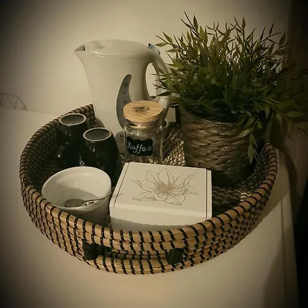 Bed & Breakfast Bon En Café *